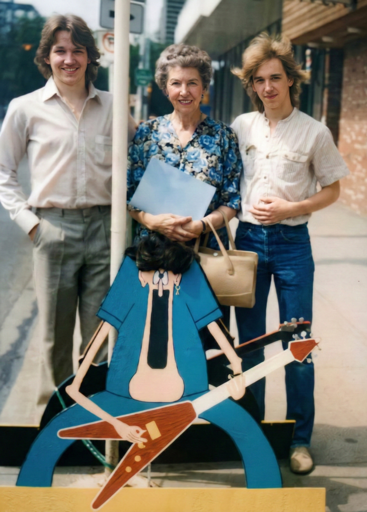 1979 Picture of Vic, Les and Nan Lillo