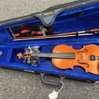 Menzel violin 1/8 size